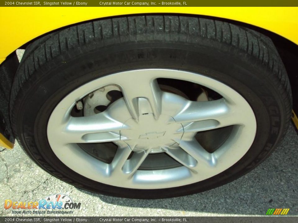 2004 Chevrolet SSR Slingshot Yellow / Ebony Photo #12