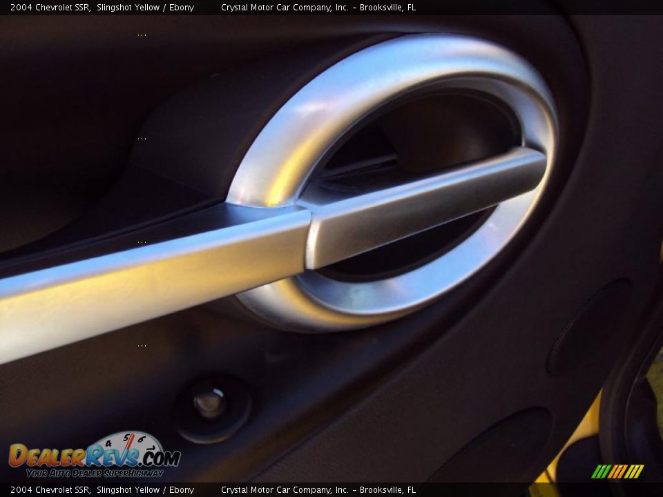 2004 Chevrolet SSR Slingshot Yellow / Ebony Photo #16