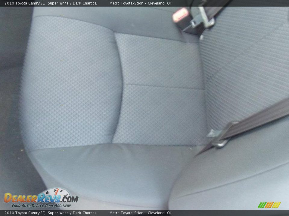 2010 Toyota Camry SE Super White / Dark Charcoal Photo #10