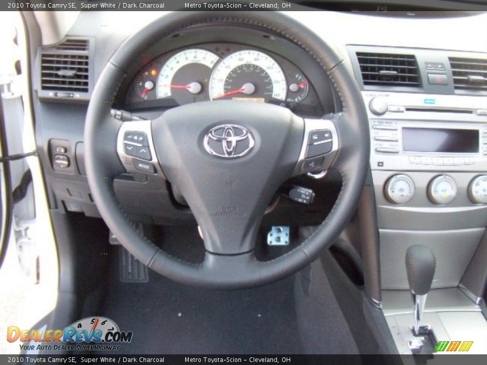 2010 Toyota Camry SE Super White / Dark Charcoal Photo #14