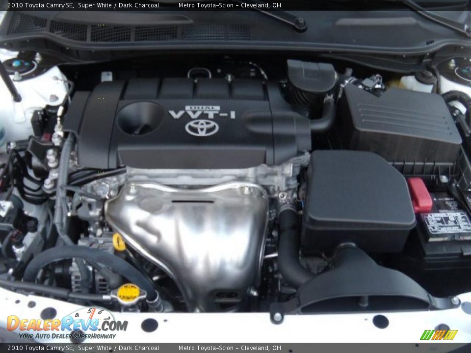 2010 Toyota Camry SE Super White / Dark Charcoal Photo #21