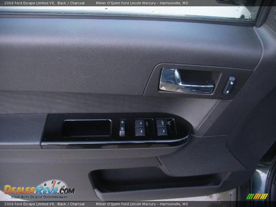 2009 Ford Escape Limited V6 Black / Charcoal Photo #19