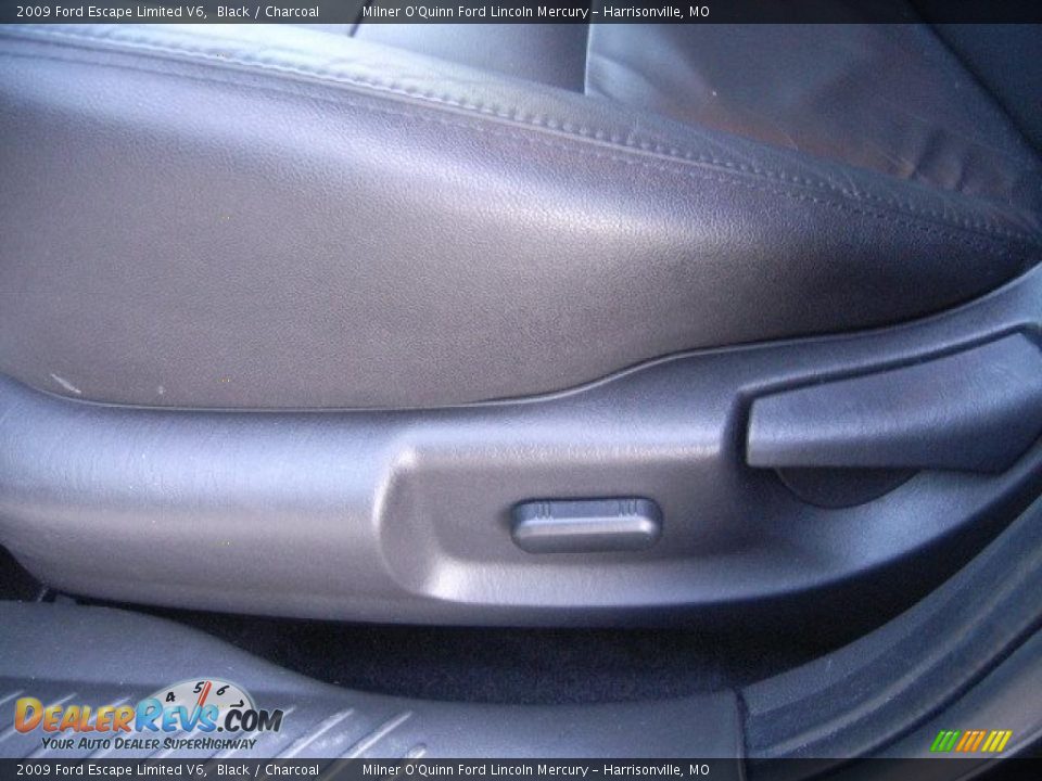 2009 Ford Escape Limited V6 Black / Charcoal Photo #21