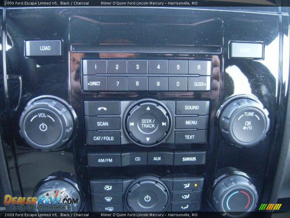 2009 Ford Escape Limited V6 Black / Charcoal Photo #24