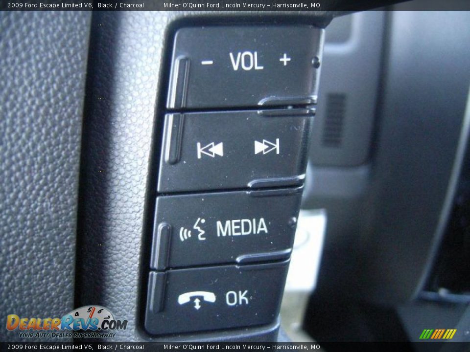 2009 Ford Escape Limited V6 Black / Charcoal Photo #30
