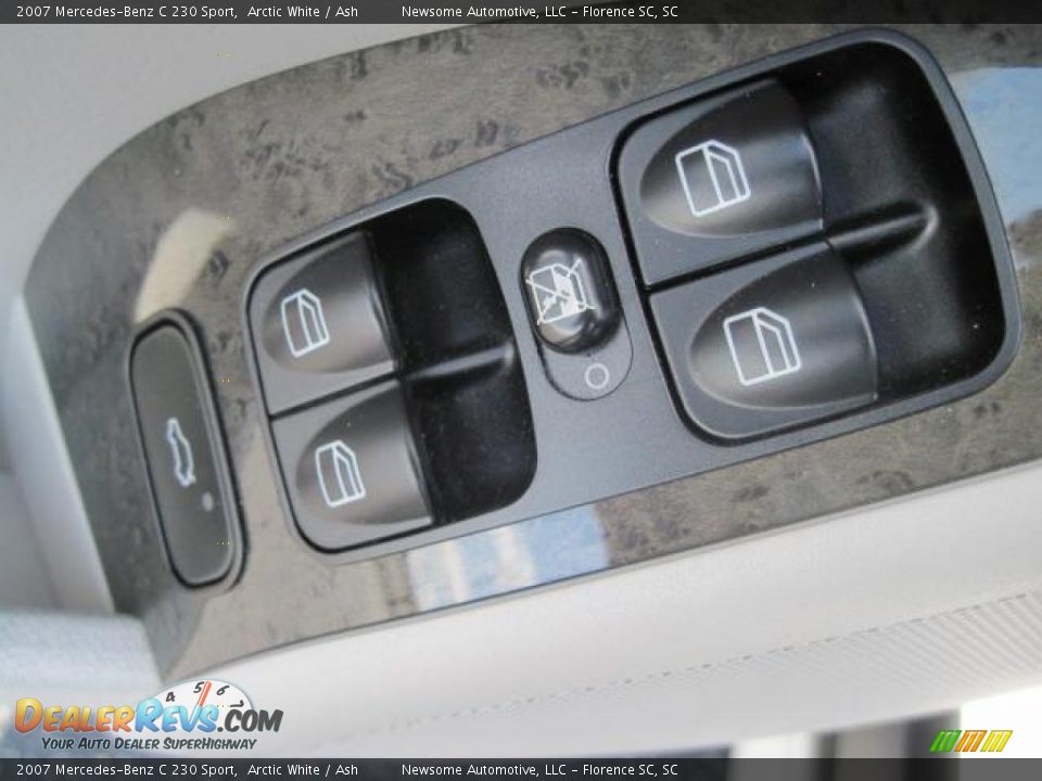 2007 Mercedes-Benz C 230 Sport Arctic White / Ash Photo #17
