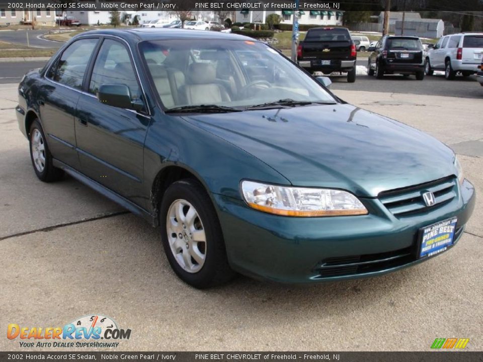 2002 Honda Accord SE Sedan Noble Green Pearl / Ivory Photo #3