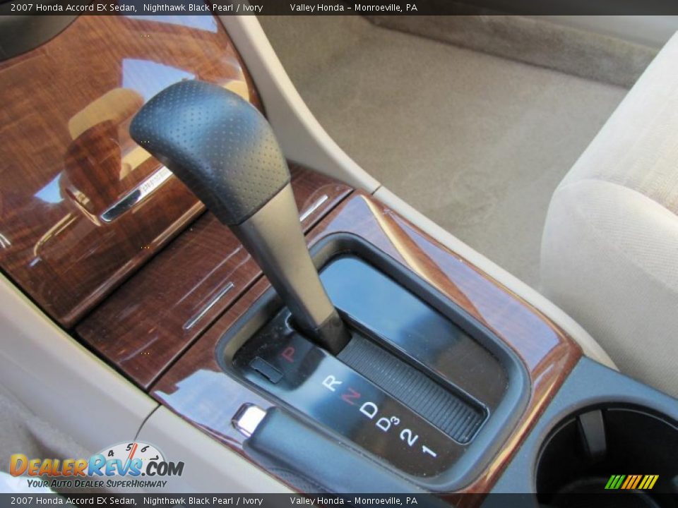 2007 Honda Accord EX Sedan Nighthawk Black Pearl / Ivory Photo #11