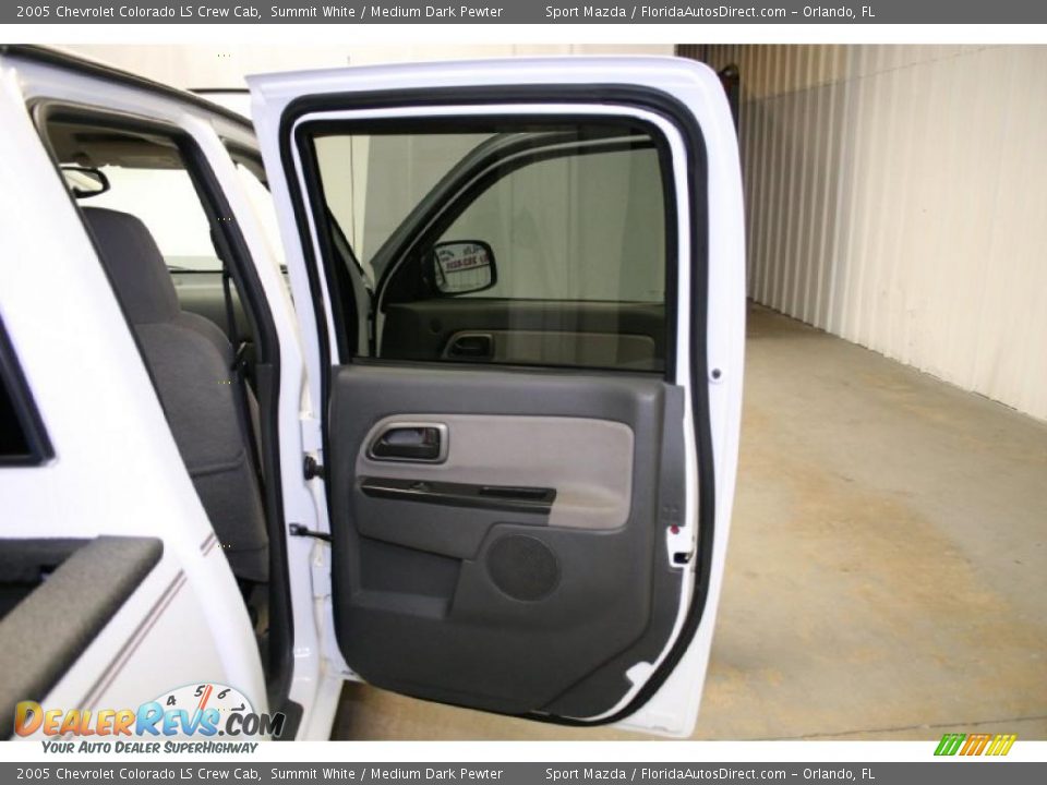 2005 Chevrolet Colorado LS Crew Cab Summit White / Medium Dark Pewter Photo #23