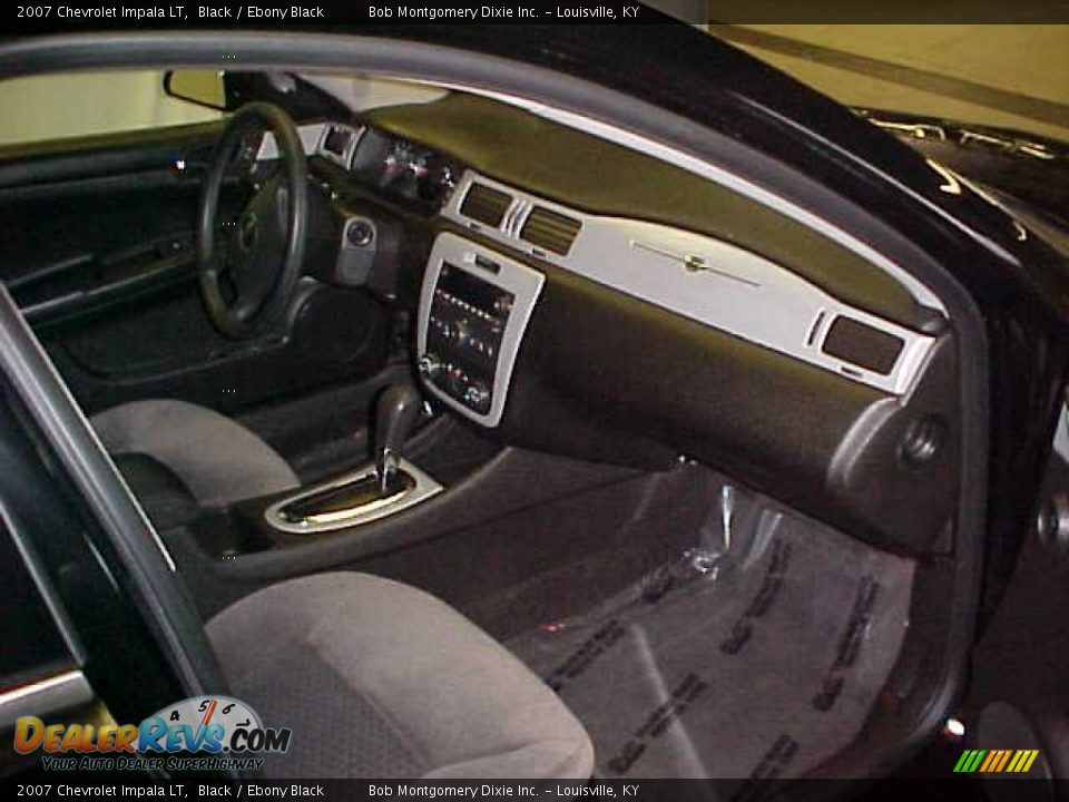 2007 Chevrolet Impala LT Black / Ebony Black Photo #8
