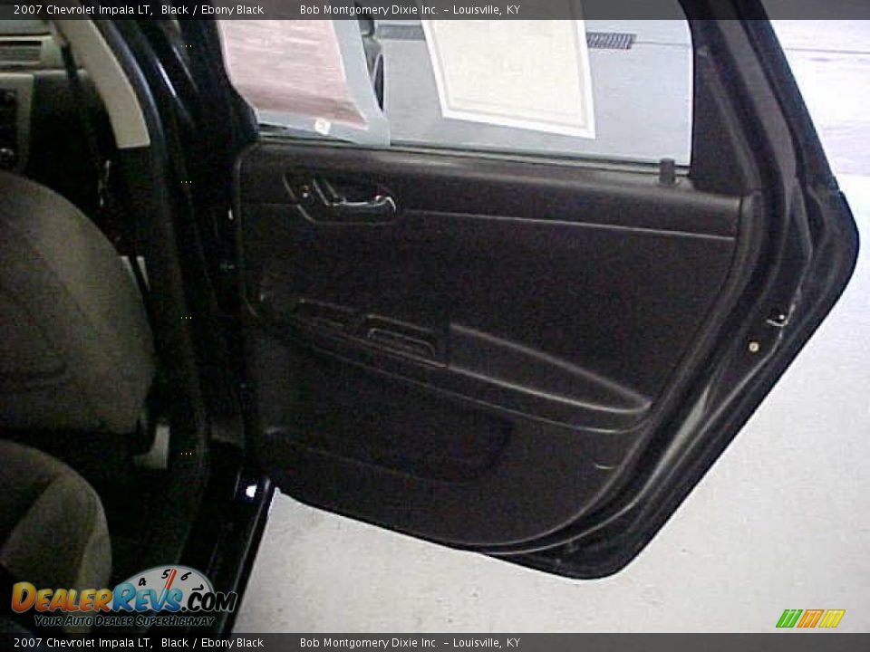 2007 Chevrolet Impala LT Black / Ebony Black Photo #10
