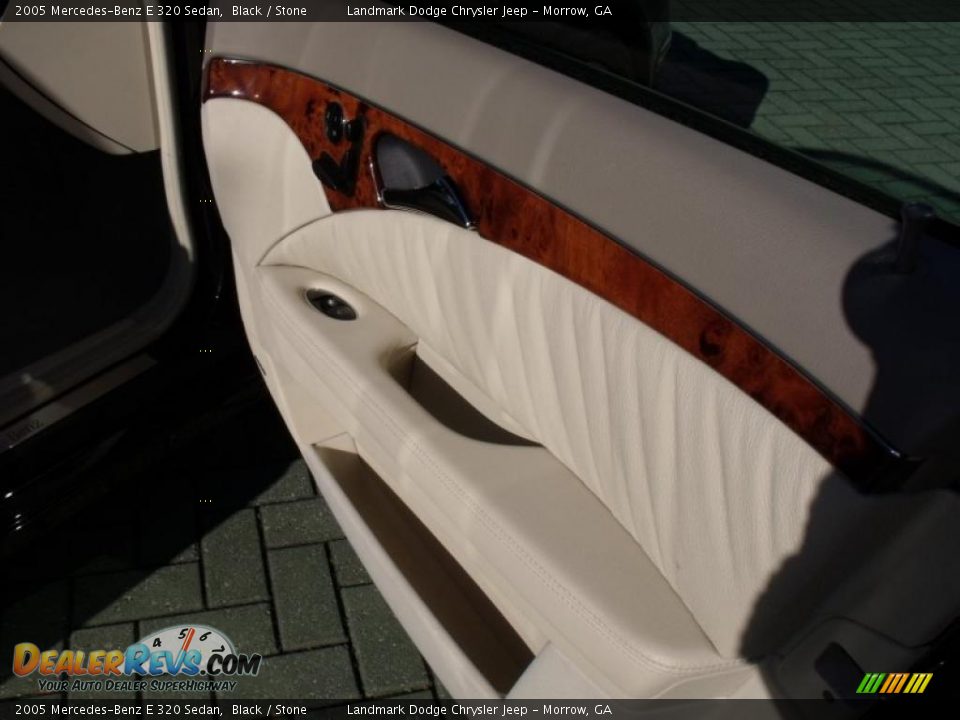 2005 Mercedes-Benz E 320 Sedan Black / Stone Photo #19