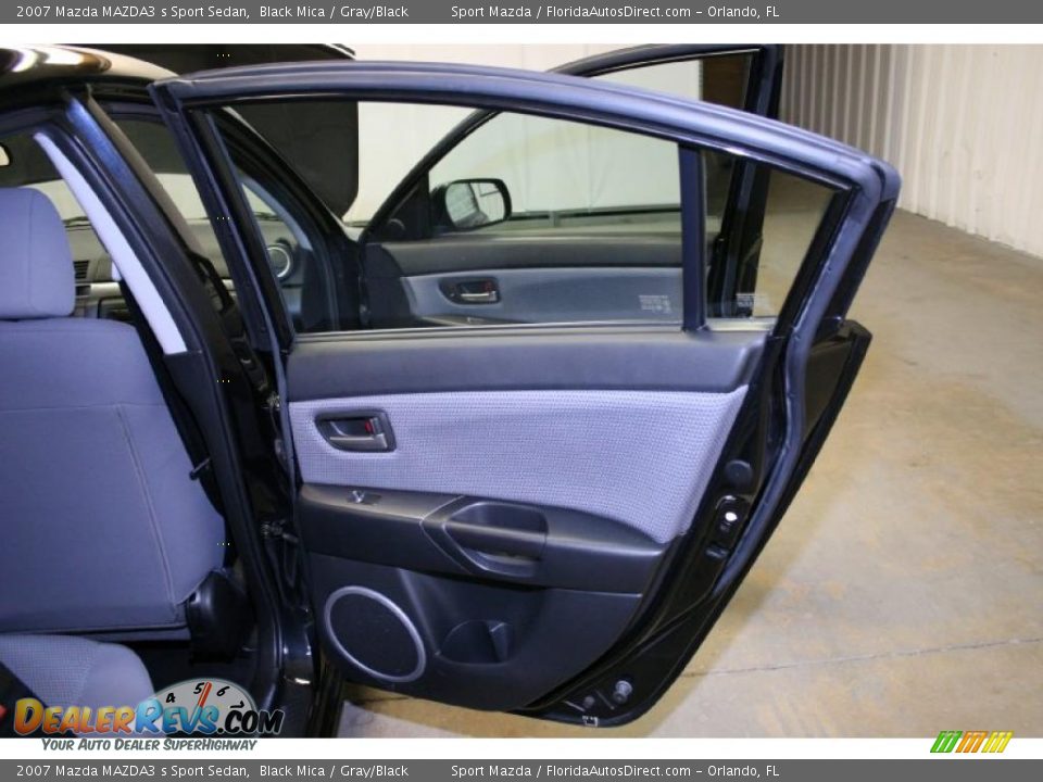 2007 Mazda MAZDA3 s Sport Sedan Black Mica / Gray/Black Photo #22