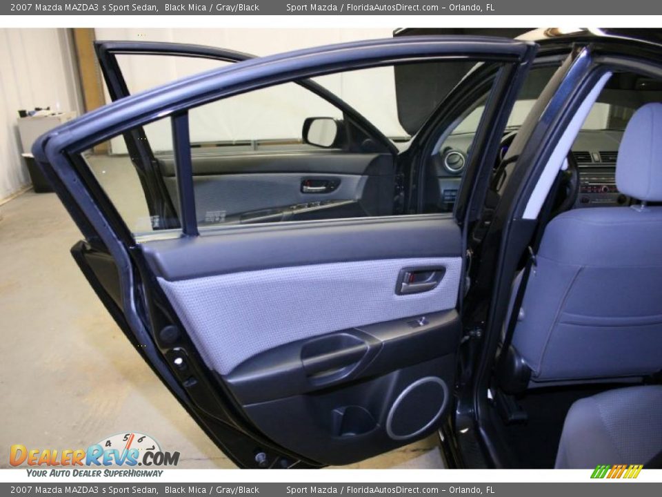 2007 Mazda MAZDA3 s Sport Sedan Black Mica / Gray/Black Photo #24
