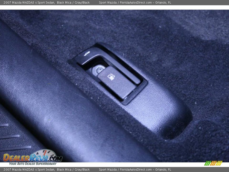 2007 Mazda MAZDA3 s Sport Sedan Black Mica / Gray/Black Photo #35