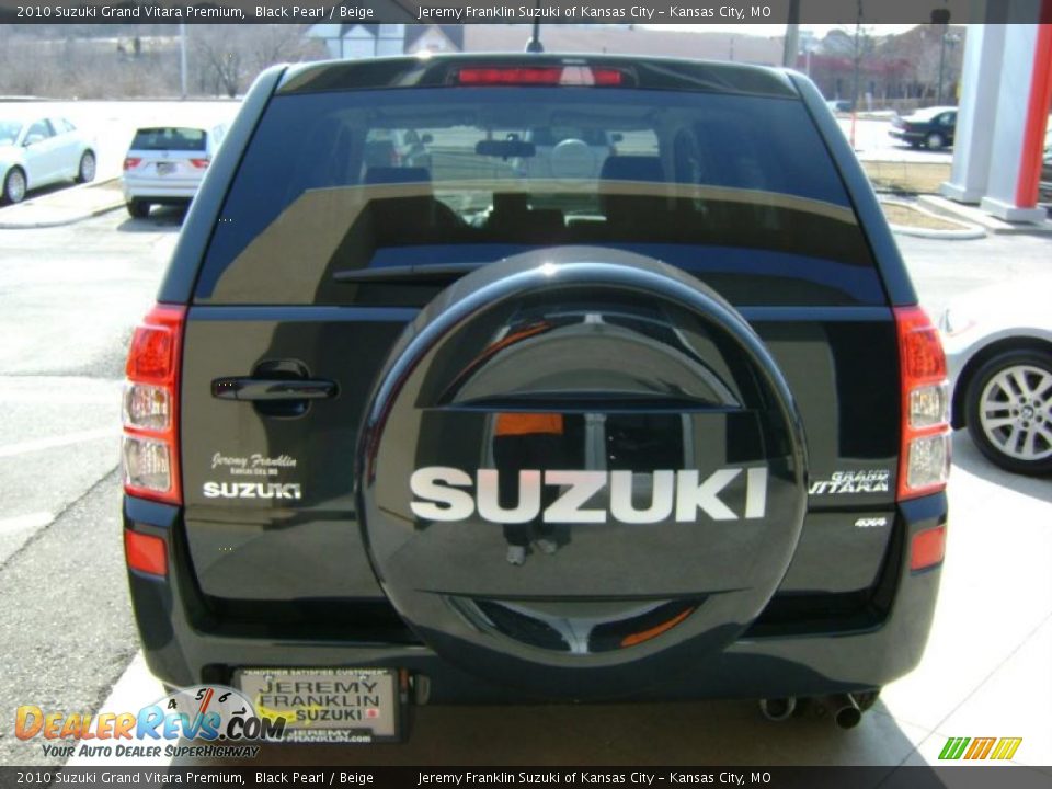 2010 Suzuki Grand Vitara Premium Black Pearl / Beige Photo #5