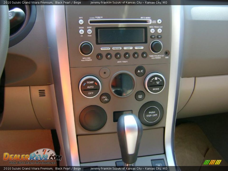 2010 Suzuki Grand Vitara Premium Black Pearl / Beige Photo #11