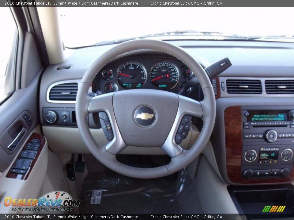 2010 Chevrolet Tahoe LT Summit White / Light Cashmere/Dark Cashmere Photo #18