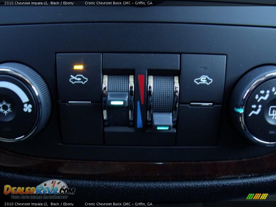 2010 Chevrolet Impala LS Black / Ebony Photo #19