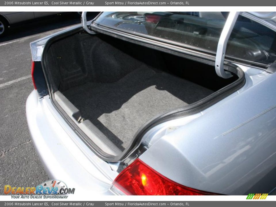 2006 Mitsubishi Lancer ES Cool Silver Metallic / Gray Photo #11