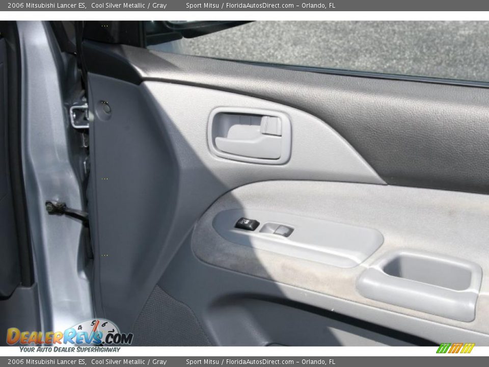 2006 Mitsubishi Lancer ES Cool Silver Metallic / Gray Photo #21