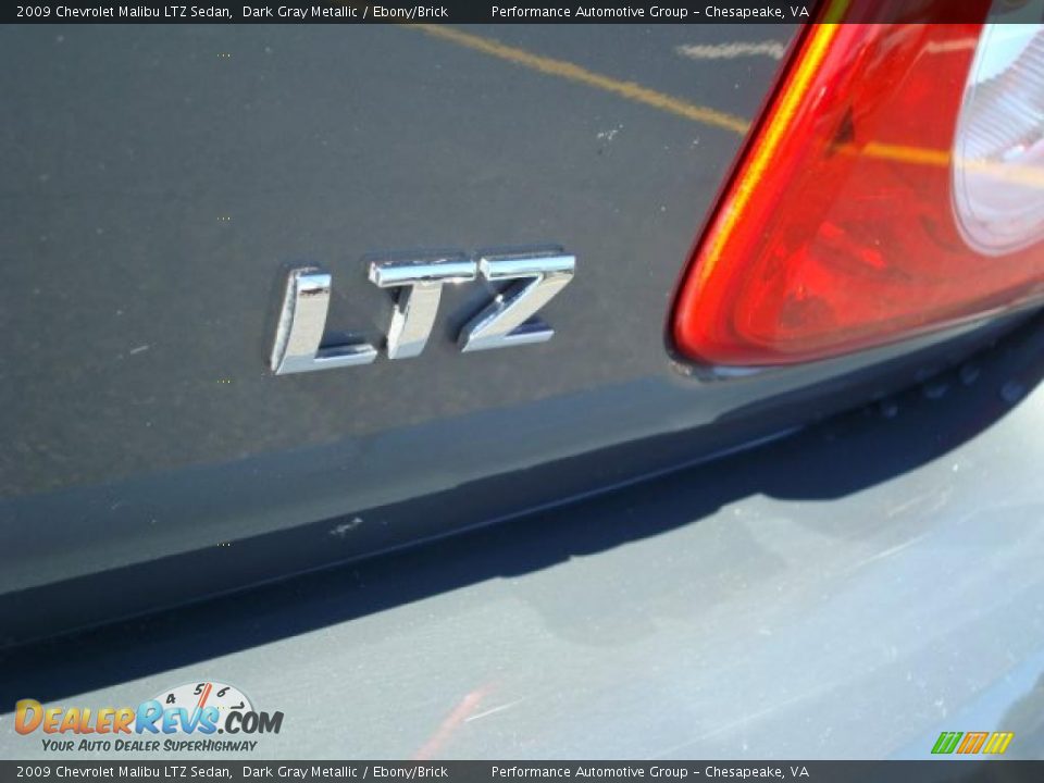 2009 Chevrolet Malibu LTZ Sedan Dark Gray Metallic / Ebony/Brick Photo #30
