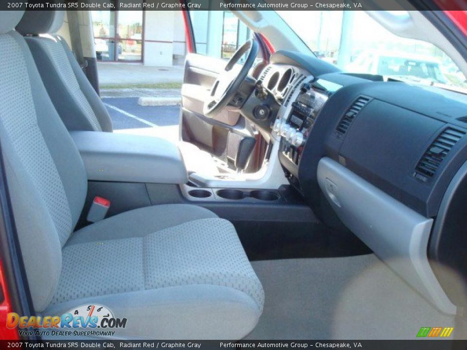 2007 Toyota Tundra SR5 Double Cab Radiant Red / Graphite Gray Photo #17