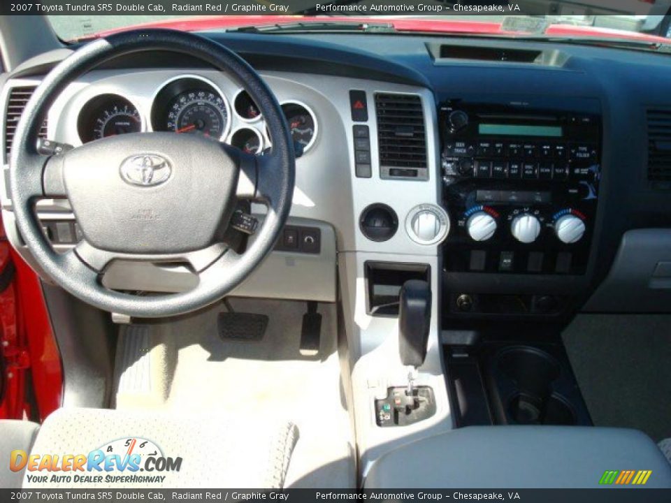 2007 Toyota Tundra SR5 Double Cab Radiant Red / Graphite Gray Photo #18