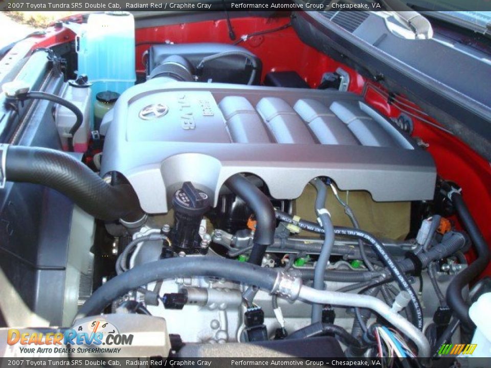 2007 Toyota Tundra SR5 Double Cab Radiant Red / Graphite Gray Photo #28