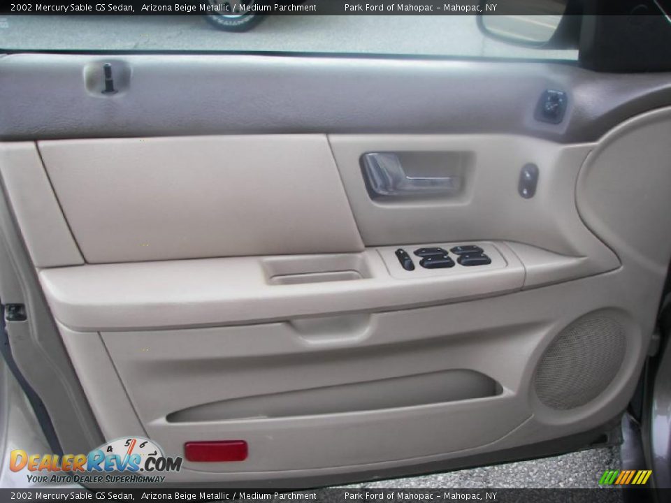 2002 Mercury Sable GS Sedan Arizona Beige Metallic / Medium Parchment Photo #11