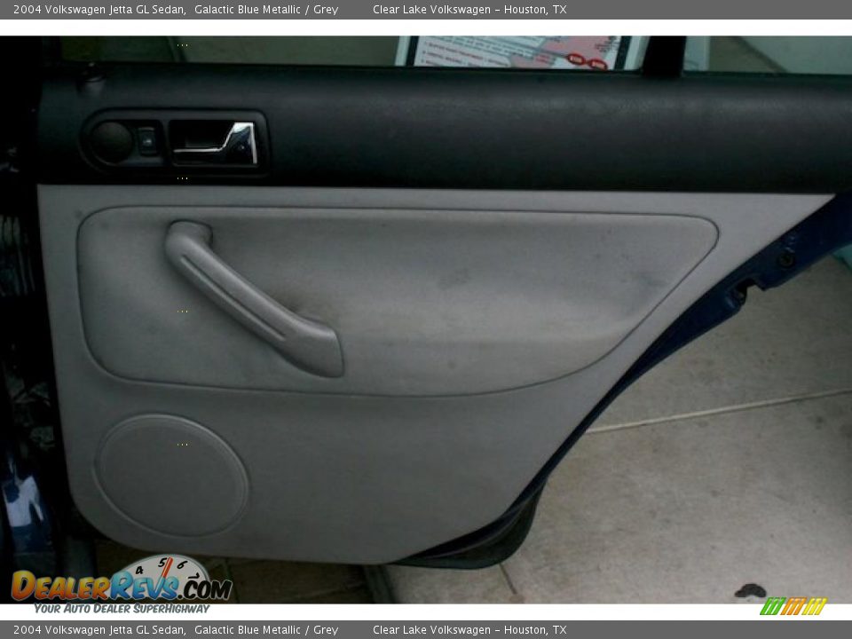 2004 Volkswagen Jetta GL Sedan Galactic Blue Metallic / Grey Photo #25