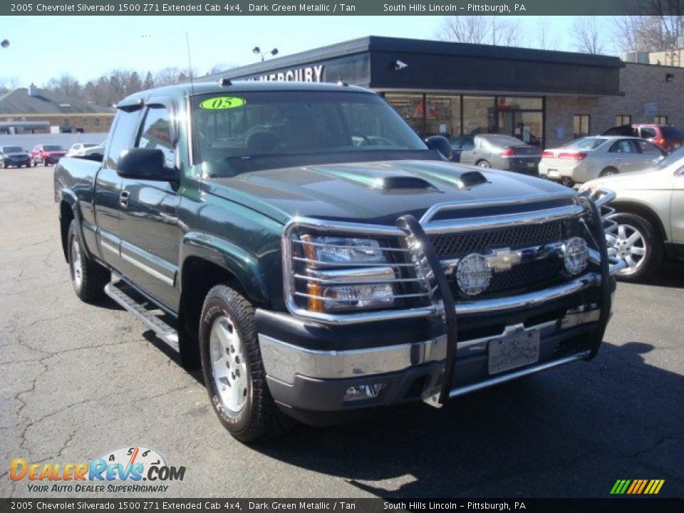 2005 Chevrolet Silverado 1500 Z71 Extended Cab 4x4 Dark Green Metallic / Tan Photo #5