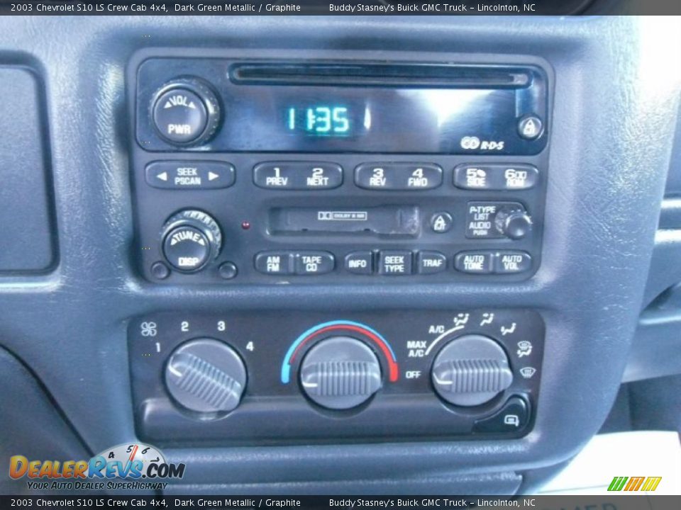 2003 Chevrolet S10 LS Crew Cab 4x4 Dark Green Metallic / Graphite Photo #12