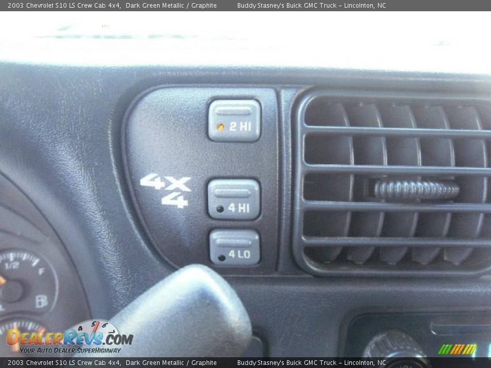 2003 Chevrolet S10 LS Crew Cab 4x4 Dark Green Metallic / Graphite Photo #13
