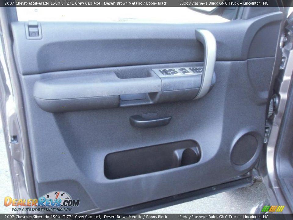 2007 Chevrolet Silverado 1500 LT Z71 Crew Cab 4x4 Desert Brown Metallic / Ebony Black Photo #11