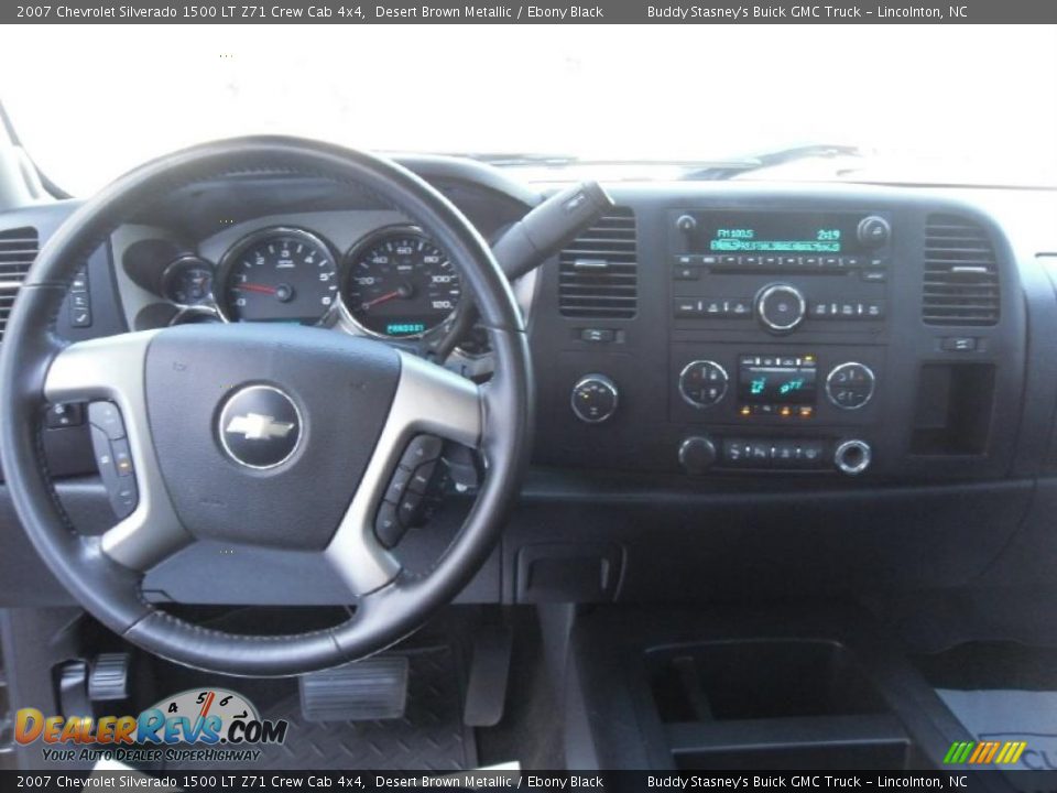 2007 Chevrolet Silverado 1500 LT Z71 Crew Cab 4x4 Desert Brown Metallic / Ebony Black Photo #16