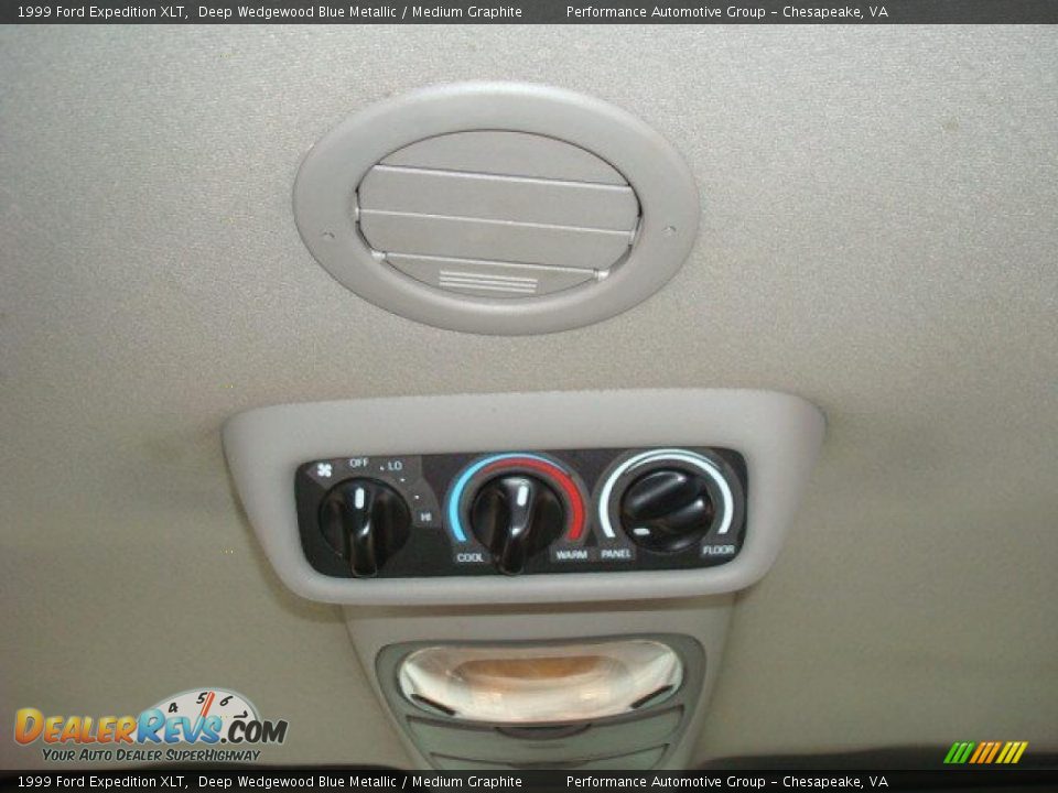 1999 Ford Expedition XLT Deep Wedgewood Blue Metallic / Medium Graphite Photo #16