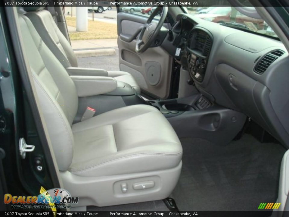 2007 Toyota Sequoia SR5 Timberland Mica / Taupe Photo #16