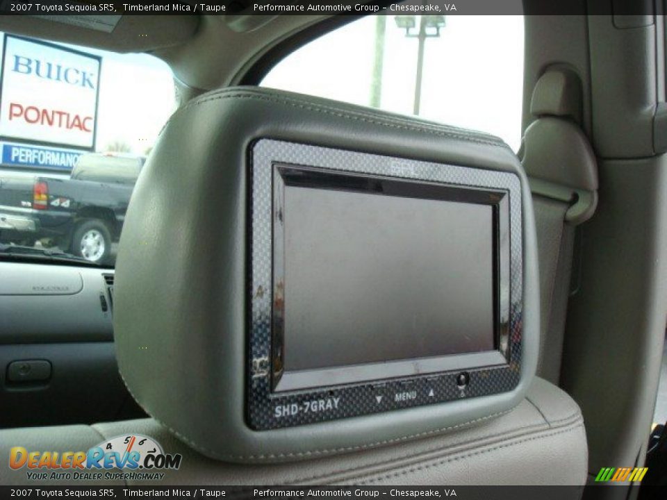 2007 Toyota Sequoia SR5 Timberland Mica / Taupe Photo #18