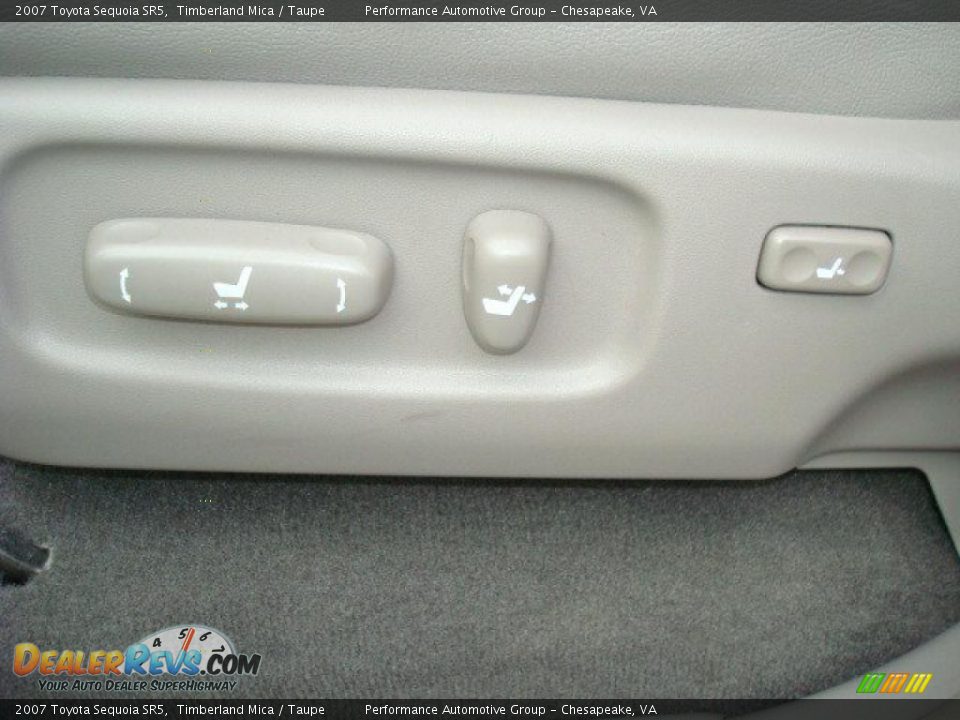 2007 Toyota Sequoia SR5 Timberland Mica / Taupe Photo #20