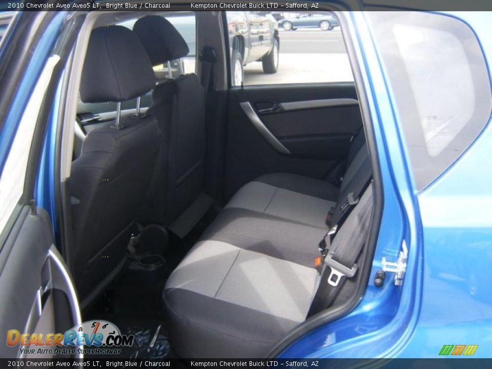 2010 Chevrolet Aveo Aveo5 LT Bright Blue / Charcoal Photo #11