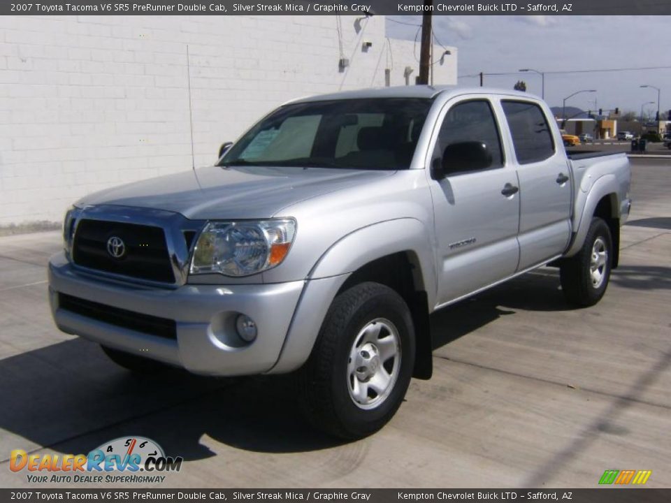 2007 Toyota Tacoma V6 SR5 PreRunner Double Cab Silver Streak Mica / Graphite Gray Photo #1