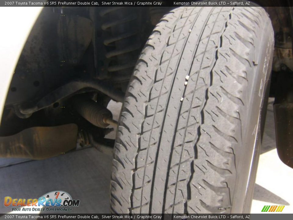 2007 Toyota Tacoma V6 SR5 PreRunner Double Cab Silver Streak Mica / Graphite Gray Photo #25