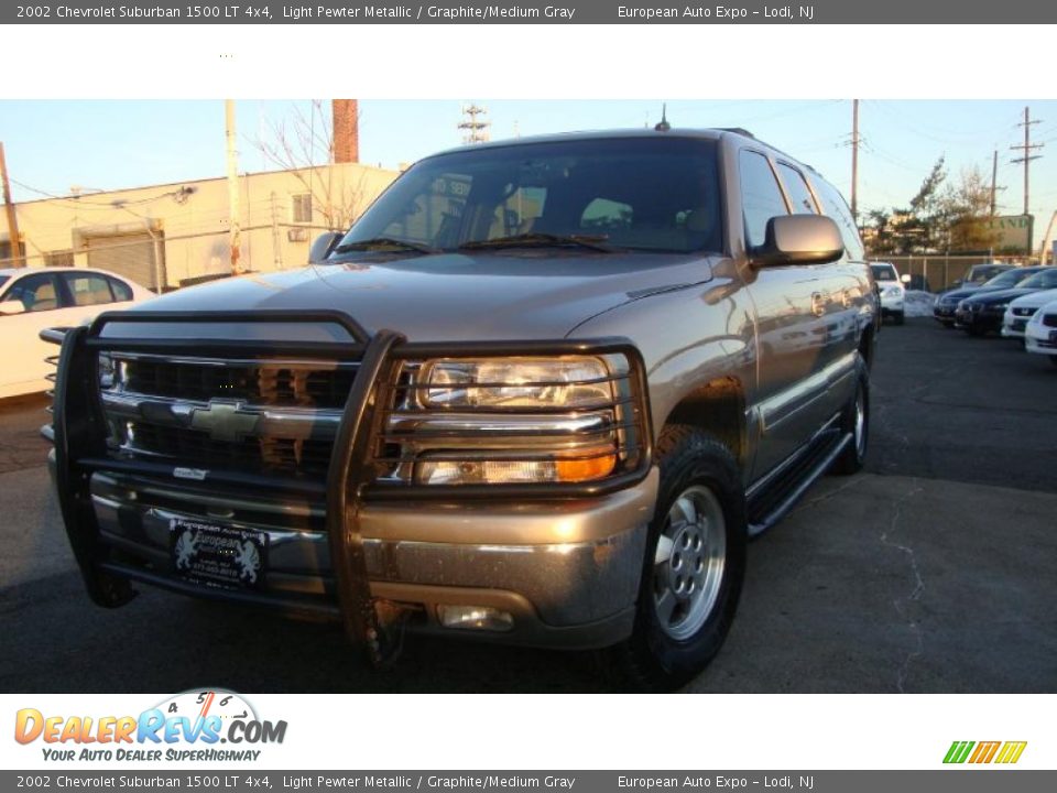 2002 Chevrolet Suburban 1500 LT 4x4 Light Pewter Metallic / Graphite/Medium Gray Photo #1