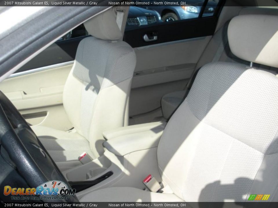 2007 Mitsubishi Galant ES Liquid Silver Metallic / Gray Photo #12
