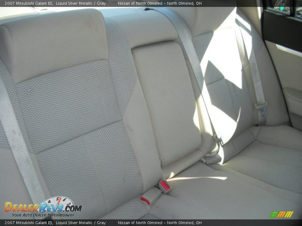 2007 Mitsubishi Galant ES Liquid Silver Metallic / Gray Photo #16