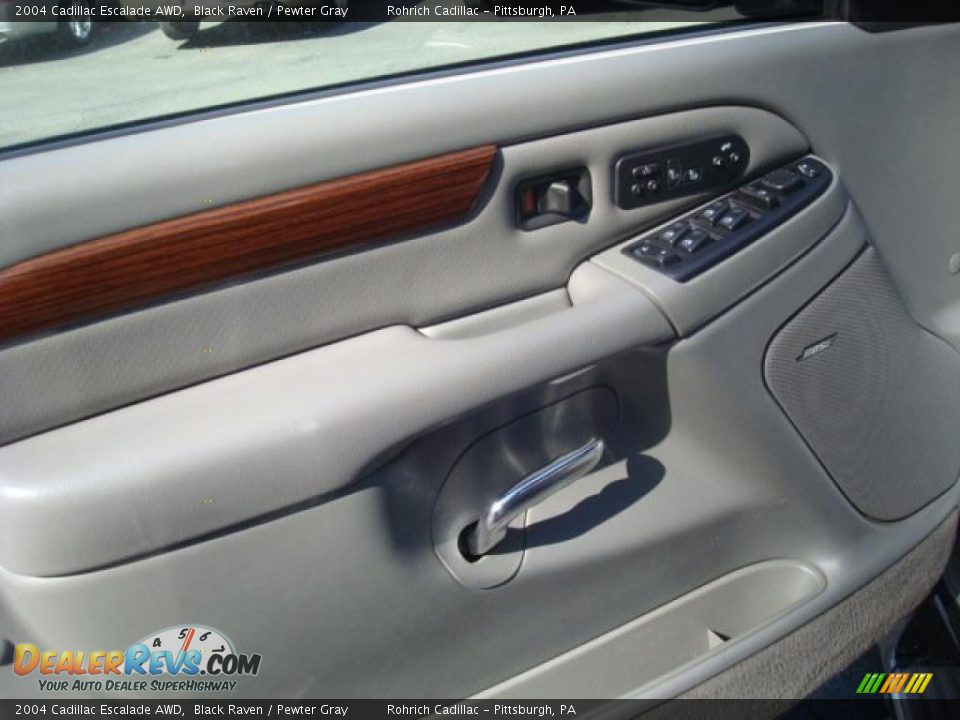 2004 Cadillac Escalade AWD Black Raven / Pewter Gray Photo #15
