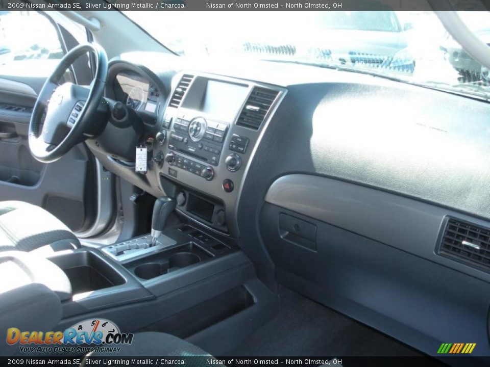 2009 Nissan Armada SE Silver Lightning Metallic / Charcoal Photo #17