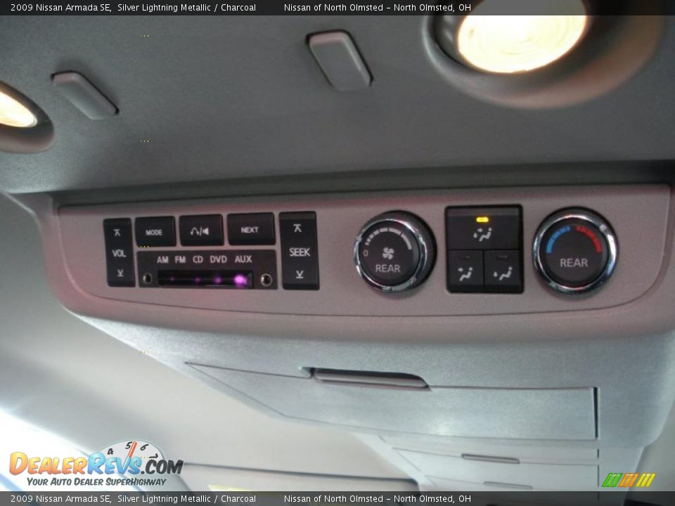 2009 Nissan Armada SE Silver Lightning Metallic / Charcoal Photo #22