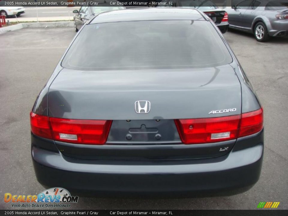 2005 Honda Accord LX Sedan Graphite Pearl / Gray Photo #4